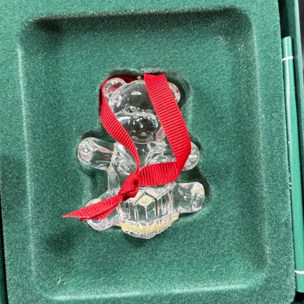 Marquis Waterford Crystal Gift Bear Ornament Christmas Endearments 5thSeries Box